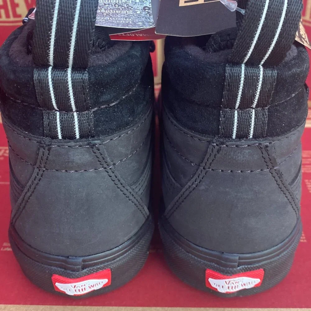 Vans Men's 7/Women's 8.5 Sk8-Hi DR MTE-2 Black Iguchi Blackout VN0009QMBLA